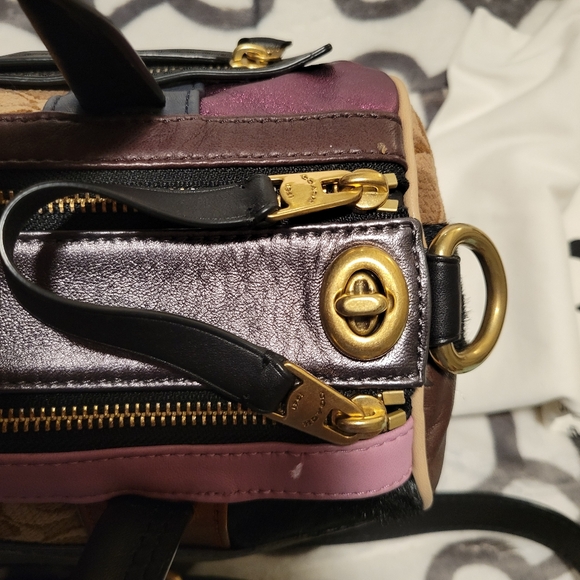 EUC Coach 1941 Shuffle Satchel - Picture 10 of 12